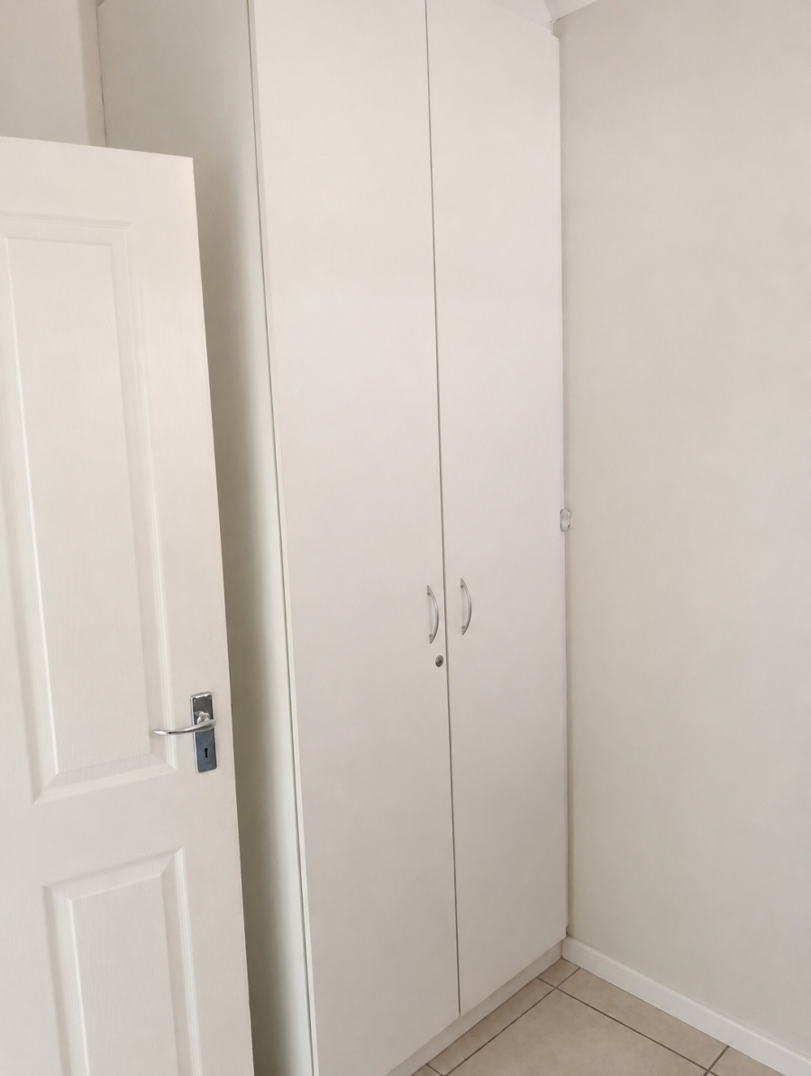 2 Bedroom Property for Sale in Highbury Western Cape